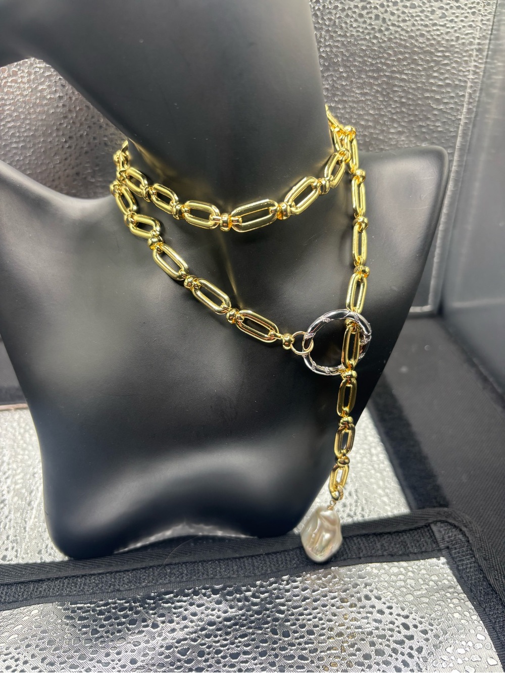 Gold Link Lariat Necklace with Pearl Drop